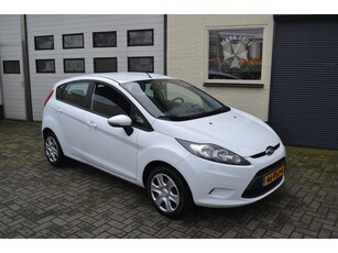 Ford Fiesta 1.25 Limited 5 drs 4 cylinder Zeer verzorgde