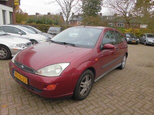 Ford Focus 1.6-16V Trend AUTOMAAT (bj 2003)