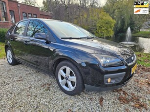 Ford Focus 1.8-16V Ambiente Flexifuel AIRCO/cruise