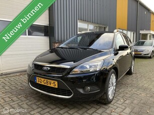 Ford Focus Wagon 1.6 Titanium TREKHAAK!