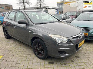 Hyundai I30 1.4i Active Cool !EERST TEKST LEZEN DAN BELLEN!