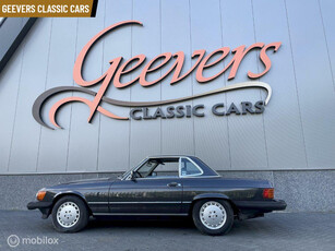 Mercedes 560SL W107