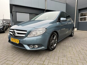 Mercedes-Benz B-klasse Ambition, Navigatie, airco, trekhaak, cruise control