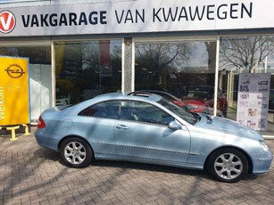 Mercedes-Benz CLK-Klasse 2.6 CLK 240 COUPE AUT YOUNGTIMER