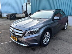 Mercedes-Benz GLA 180 AUTOMATIC (EURO 6) / AMG-PACKAGE /