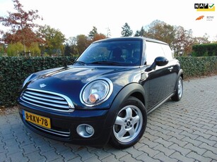 Mini Mini 1.6 Cooper Chili , Automaat , Dubbel Panoramadak