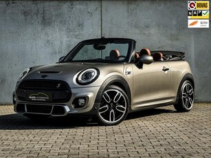 Mini Mini Cabrio 2.0 Cooper S Chili Serious Business JCW