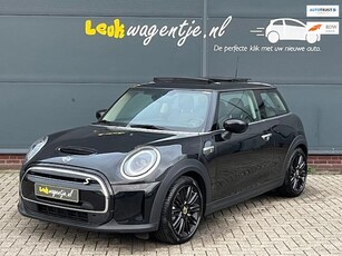 Mini Mini Electric Cooper SE Collection 33 kWh *VERKOCHT*