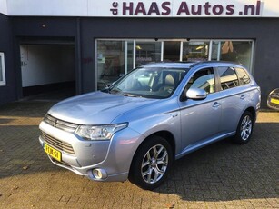 Mitsubishi Outlander 2.0 PHEV Instyle / LEDER / CAMERA /