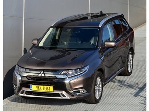 Mitsubishi Outlander PHEV 2.4 INTENSE PLUS 4WD PLUG IN HYBRID V2G ADAPTIEF CRUISE MY2020 A