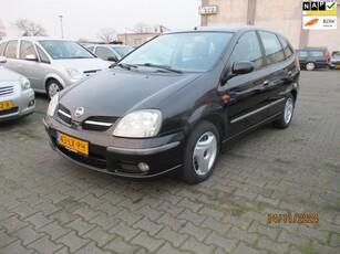 Nissan Almera Tino Nissan Almera Tino 1.8