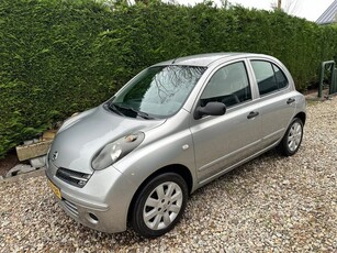 Nissan Micra 1.2 Visia Automaat Airco Parkeersensoren