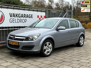 Opel Astra 1.4 Edition grote beurt 4 nieuwe banden nieuwe