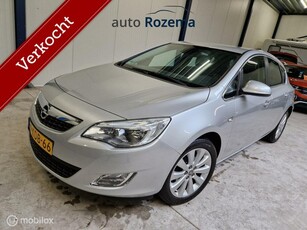 Opel Astra 1.4 Turbo Cosmo Ecc Navi Pdc Haak Uitz Mooi