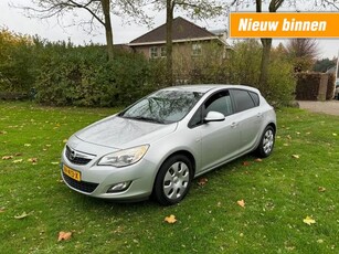 Opel Astra 1.6 automaat - business edition complete historie