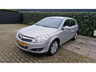 Opel Astra 1.6 Cosmo (bj 2010)