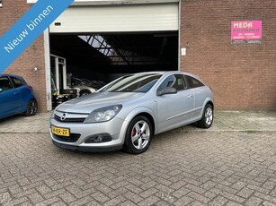 Opel Astra GTC 1.6 Enjoy Airco Cruisecontrol (bj 2005)