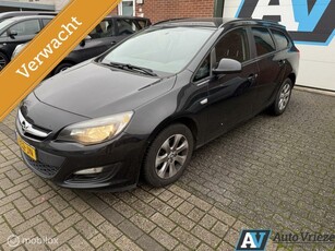 Opel Astra Sports Tourer 1.4 Turbo Cosmo, Stoelverwarming