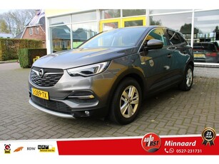 Opel Grandland X 1.2 Turbo Business Executive