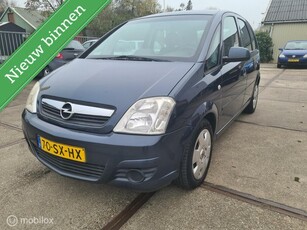 Opel Meriva 1.6-16V Business 111778 km nap