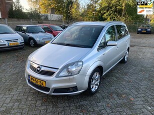 Opel Zafira 2.2 Cosmo // 7 personen // APK 17-5-2025