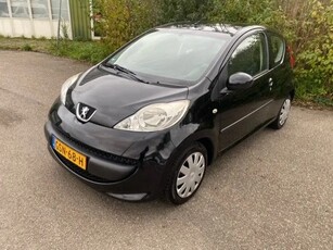 Peugeot 107 1.0-12V XS automaat !!! nieuwe apk !!