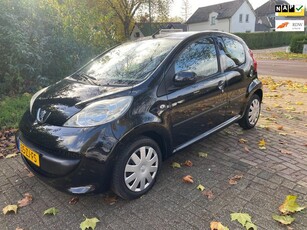 Peugeot 107 1.0-12V XS nieuwe apk