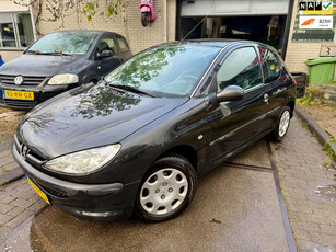 Peugeot 206 1.1 Pop' Art Nieuwe Apk