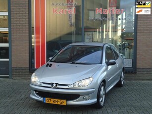 Peugeot 206 1.4-16V Quiksilver *CLIMATE CONTROL* *NETTE