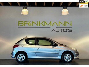 Peugeot 206 1.4 Quiksilver - Airco - APK 09-2025 - Tr.haak.