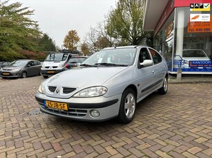 Renault Mégane 1.6-16V Dynamique