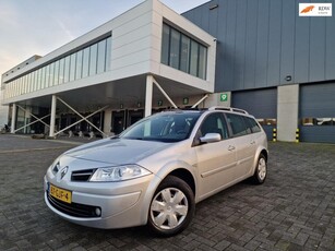 Renault Mégane Grand Tour 1.6-16V Business Line PANO NAVI