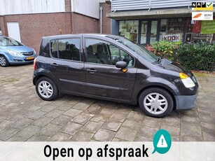 Renault Modus 1.2-16V Privilège Comfort koppeling hoog maar