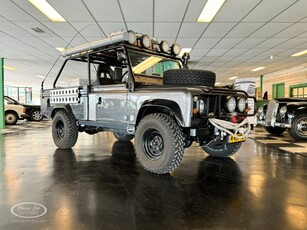 Rover Defender Land 110 'Tomb Raider' - ONLINE AUCTION