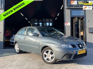 Seat Ibiza 1.4-16V TrendstyleAircoCruiseElek. RamNAPAPK