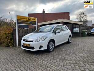 Toyota Auris 1.8 Full Hybrid Business