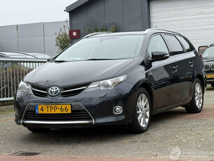 Toyota Auris Touring Sports 1.8 Hybrid Lease+