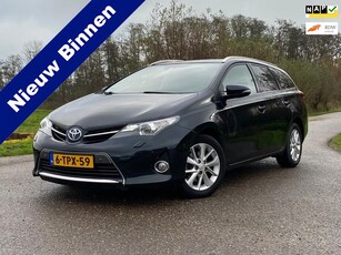 Toyota Auris Touring Sports 1.8 Hybrid Lease+ Leder PanoDak