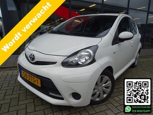 Toyota Aygo 1.0 VVT-i Aspiration / AIRCO (bj 2013)