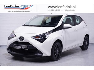 Toyota Aygo 1.0 VVT-i x-play Achteruitrijcamera Apple