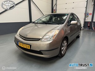 Toyota Prius 1.5 VVT-i Comfort AircoCruiseParkeersensoren