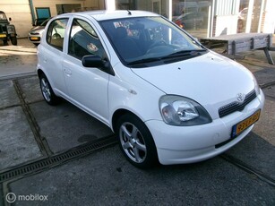 Toyota Yaris 1.3 VVT-i Luna