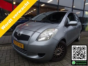 Toyota Yaris 1.3 VVTi Sol MMT / AUTOMAAT / AIRCO /