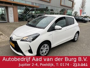 Toyota Yaris 1.5 Hybrid Dynamic Automaat met een hoge