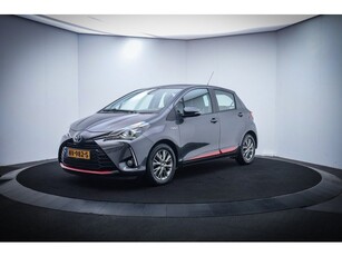 Toyota Yaris 1.5Hybrid Red Design 1e EIG!