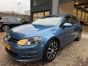 Volkswagen Golf 1.0 TSI 2015 Highline DSG navi trekhaak!