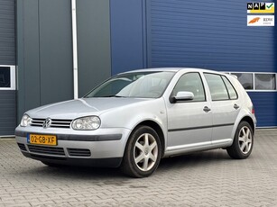 Volkswagen Golf 1.4-16V Trendline Airco