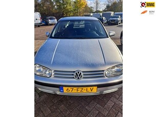 Volkswagen Golf 1.6 Trendline