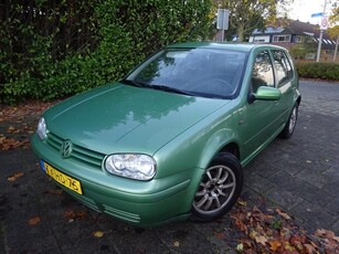 Volkswagen Golf 1.6 Trendline