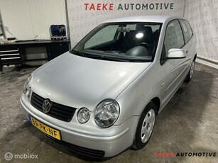 Volkswagen Polo 1.4-16V Athene AUT/Climate/Cruise/Netjes